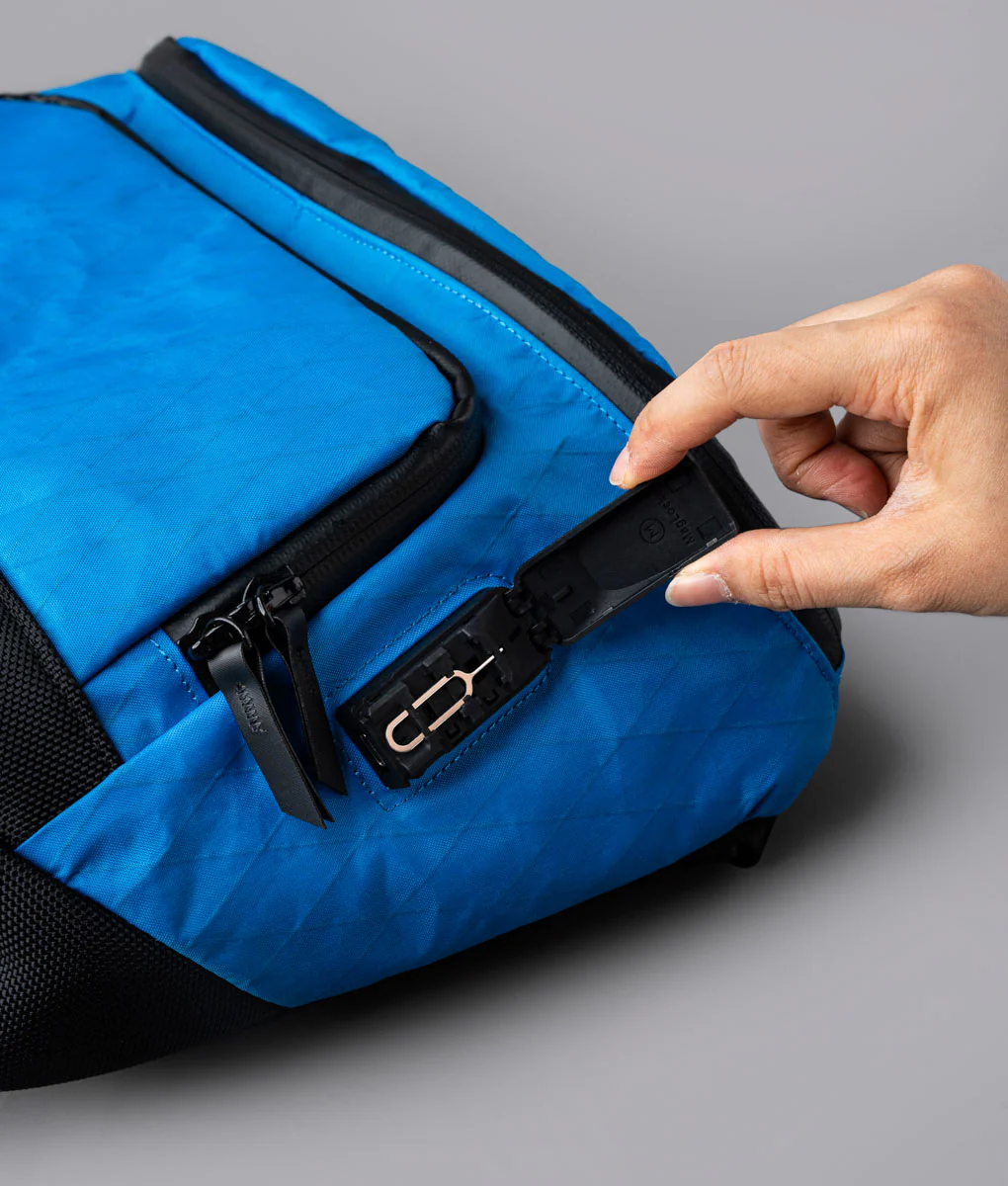 Bravo Sling Max V2 - Vivid - Image 17