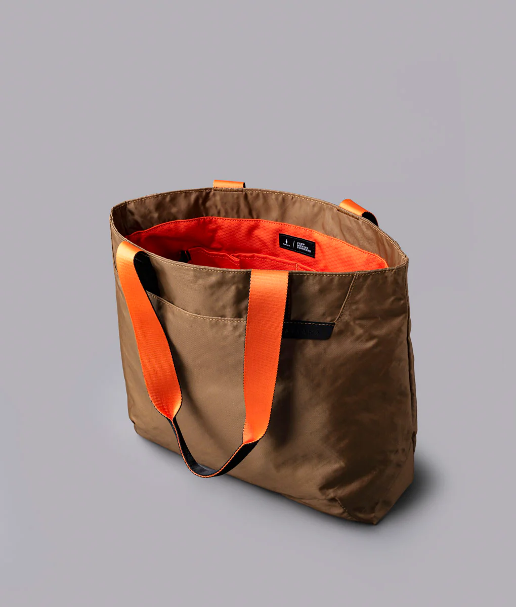 Elements Tote (M) - Image 21