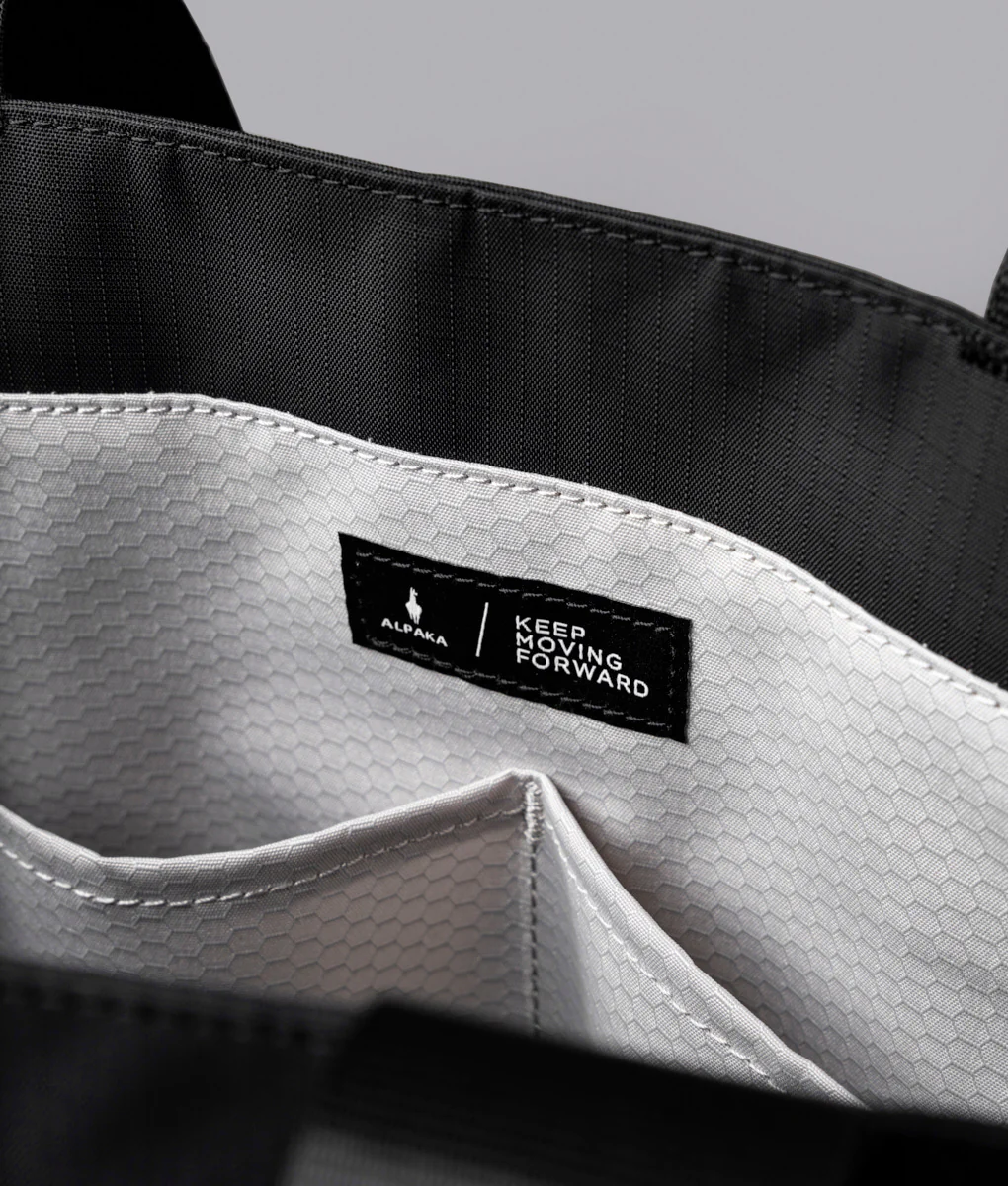 Elements Tote (M) - Image 38