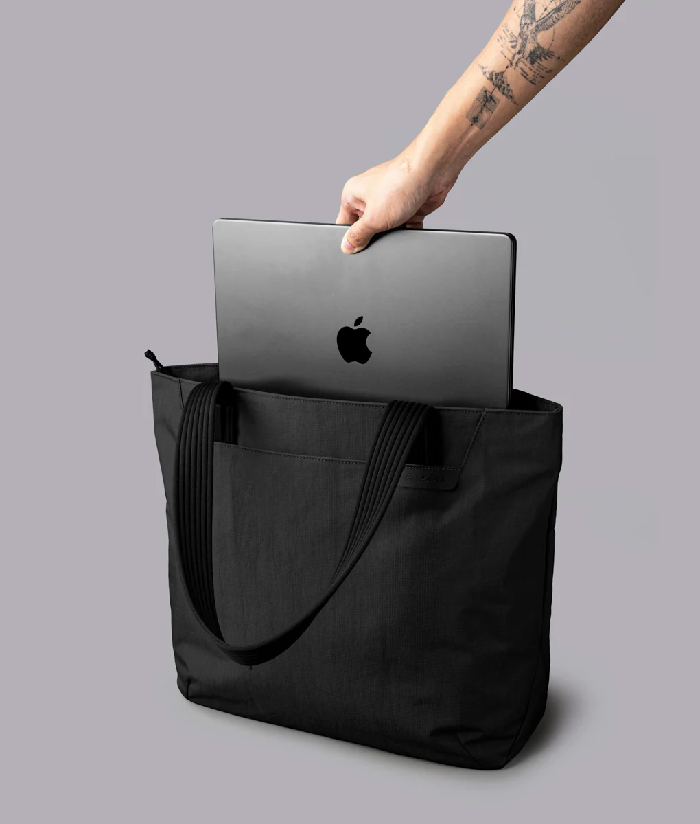 Flight Tote (L) - Image 16