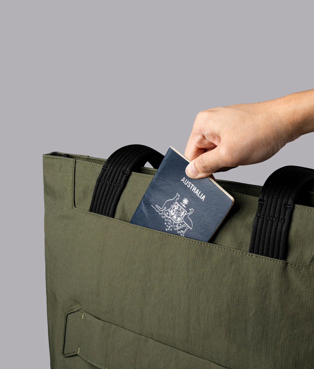 Flight Tote (L) - Image 40