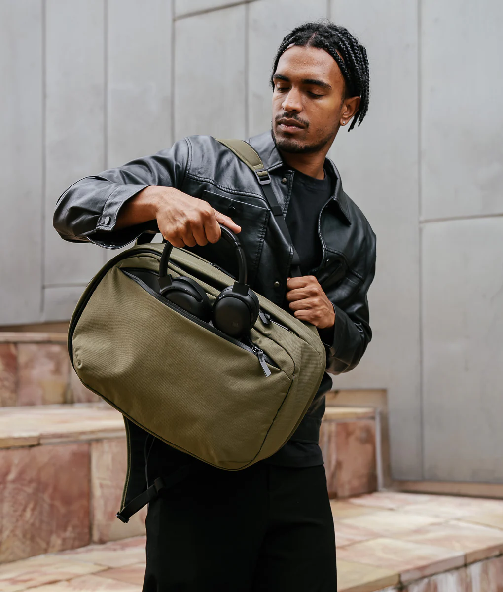 Metro Backpack Pro - Image 107