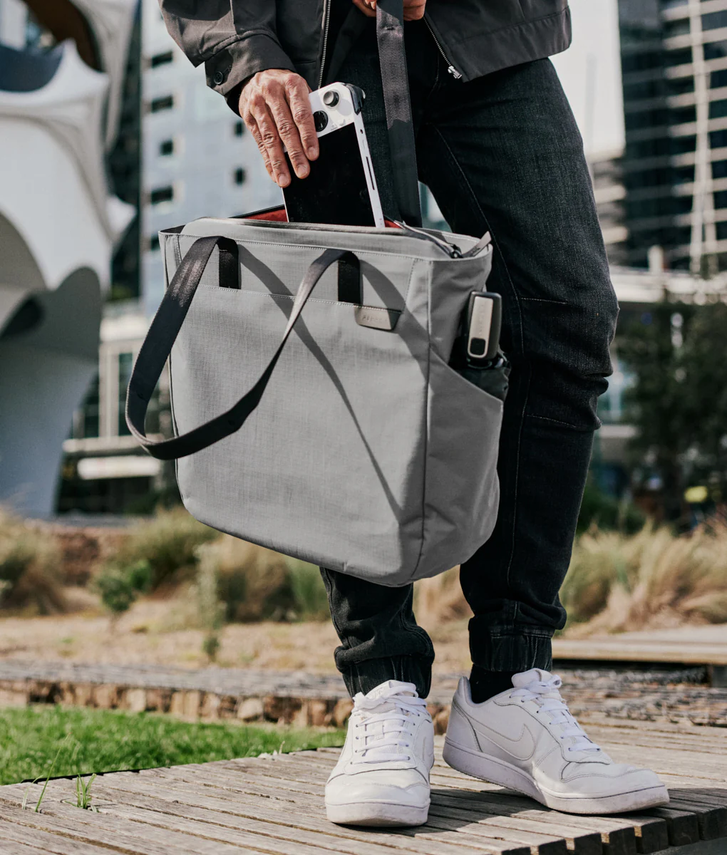 Metro Tote - Image 49